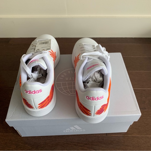 Adidas Advantage Lifestyle Shoes. Made with Recyclable Materials. Women’s 7.5 - Picture 4 of 5